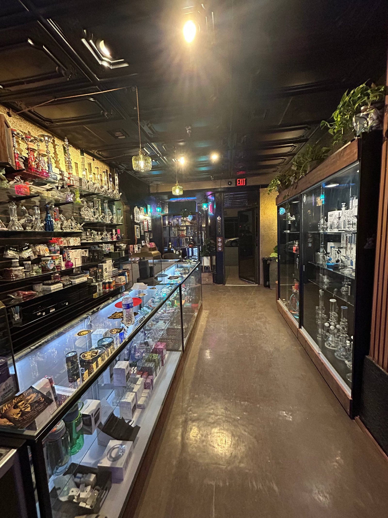 Mr. Nice Guy shop photo 2